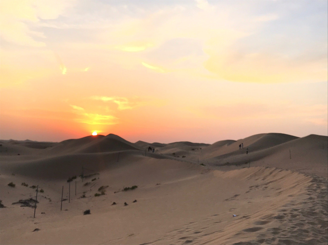 Capital Gate Tourism and Adventure - Day Tours景点图片