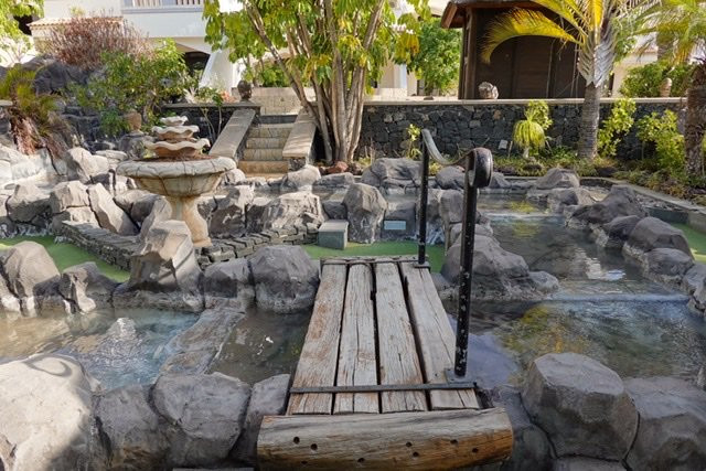 丽晶乡村俱乐部酒店主图