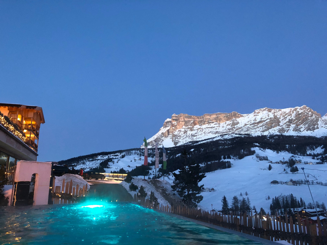 Dolasilla Mountain Panoramic Wellness Hotel主图