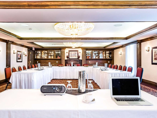 Clayton Hospitality主图