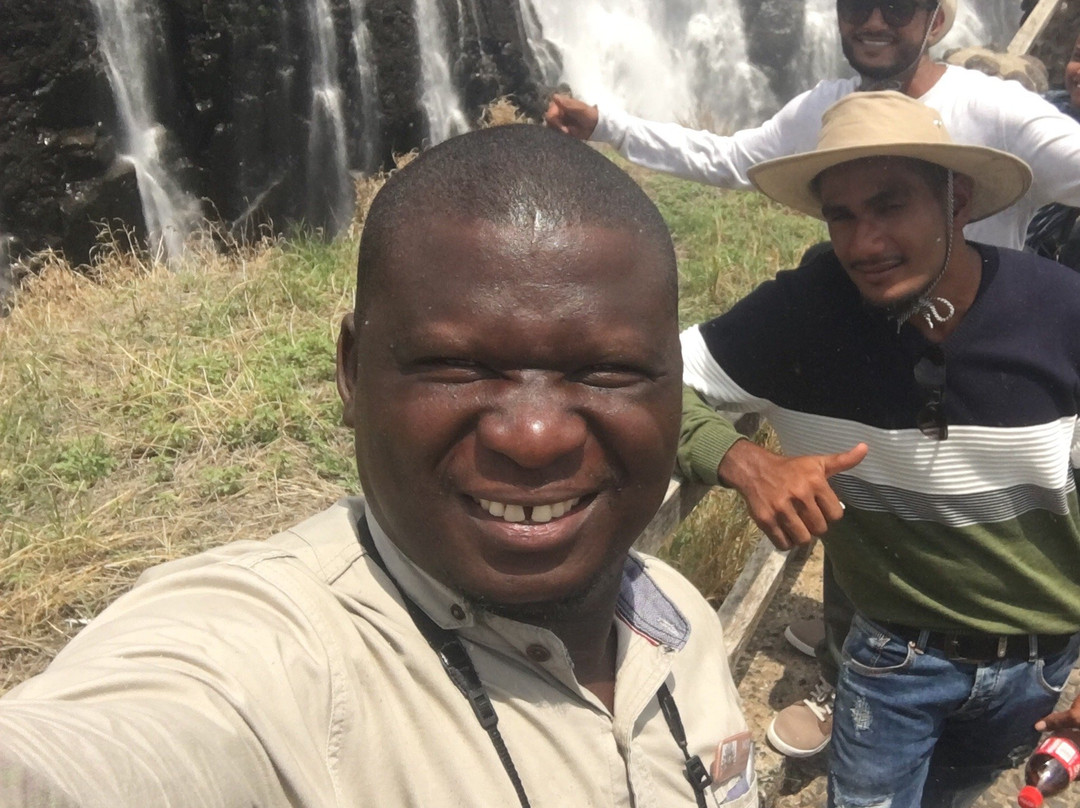 Victoria Falls Zambia- Day Tours-李文斯顿必去景点