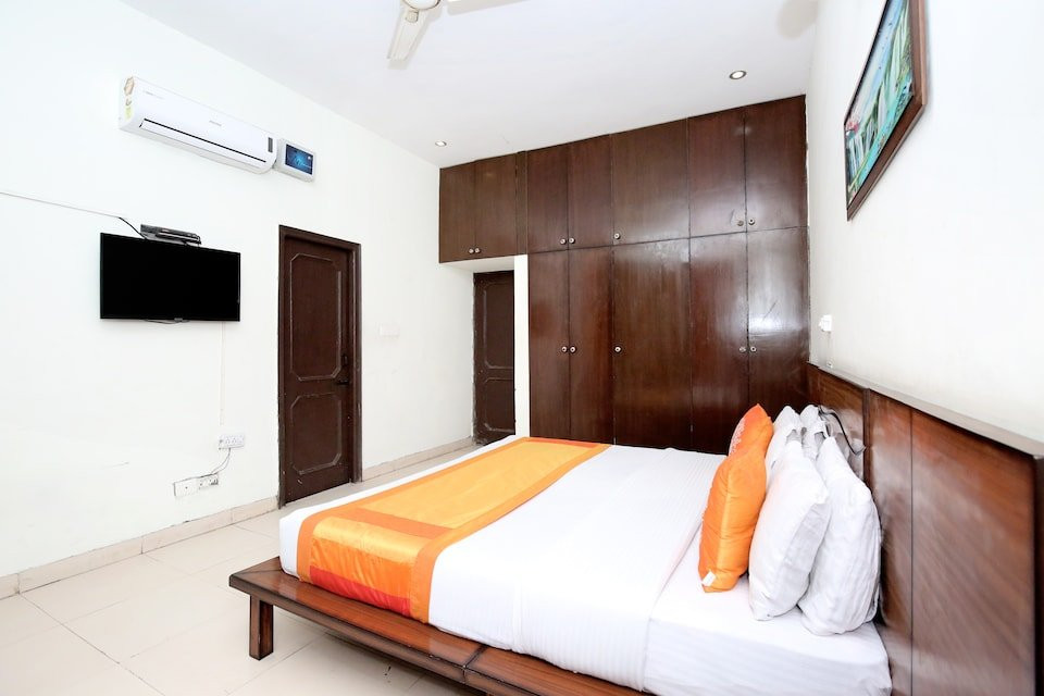 OYO 9049 Pearl Grand主图