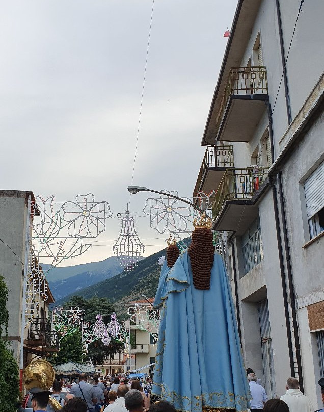 Santuario Madonna della Valle景点图片