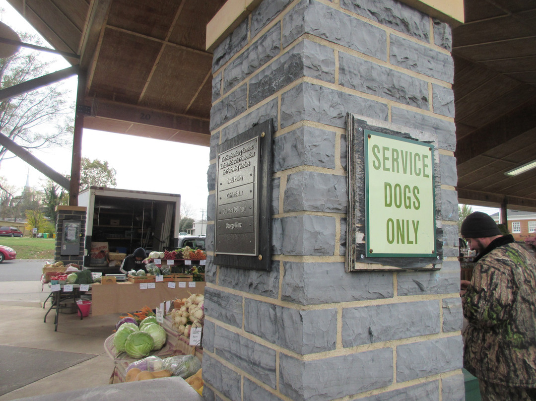 Harrisonburg Farmers Market景点图片