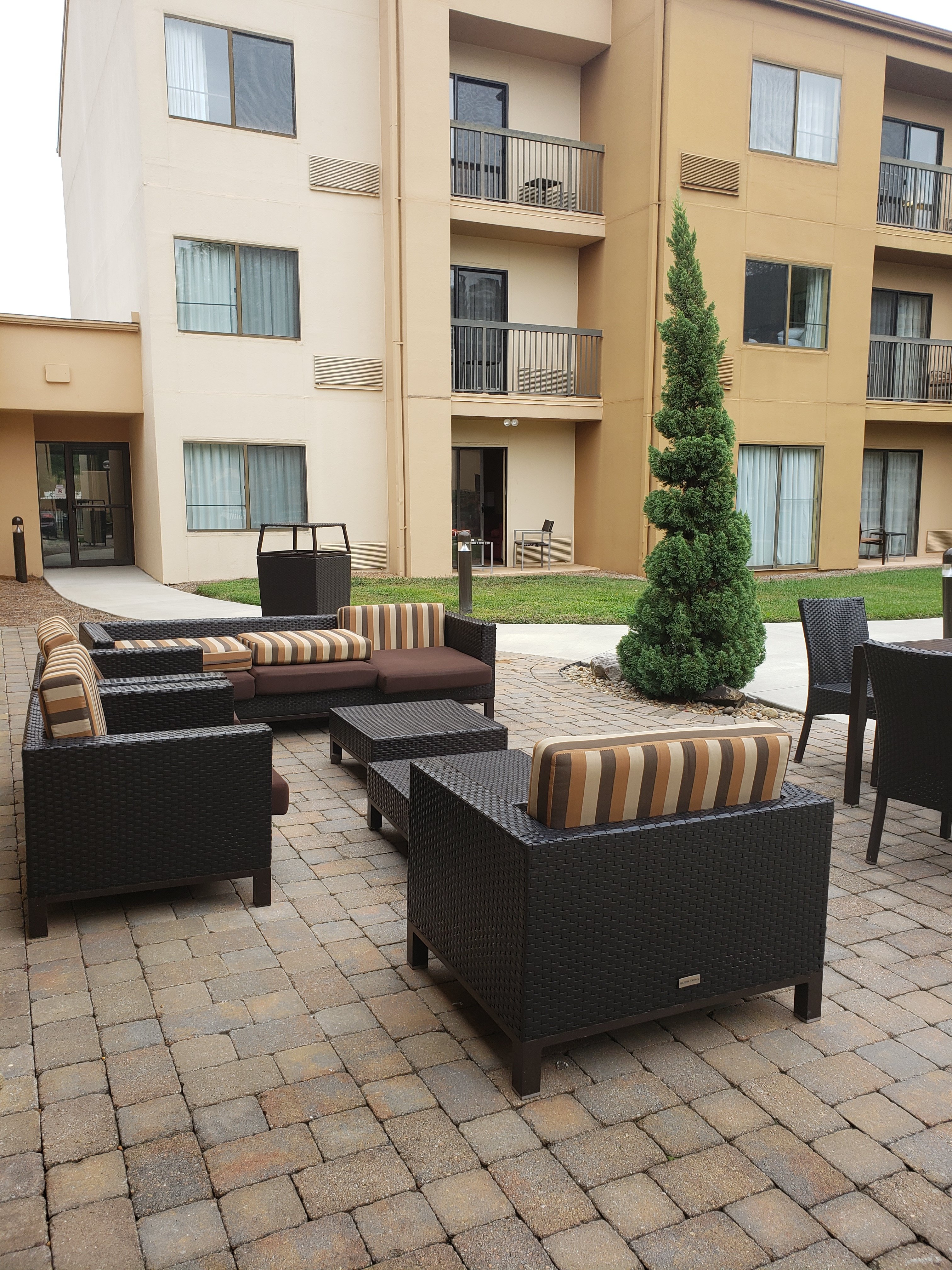 Best Western Spartanburg Northwest-泳池