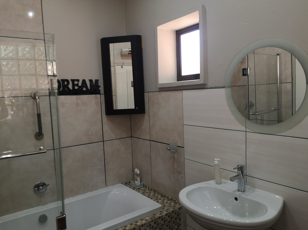 Dormio Manor Guest Lodge主图