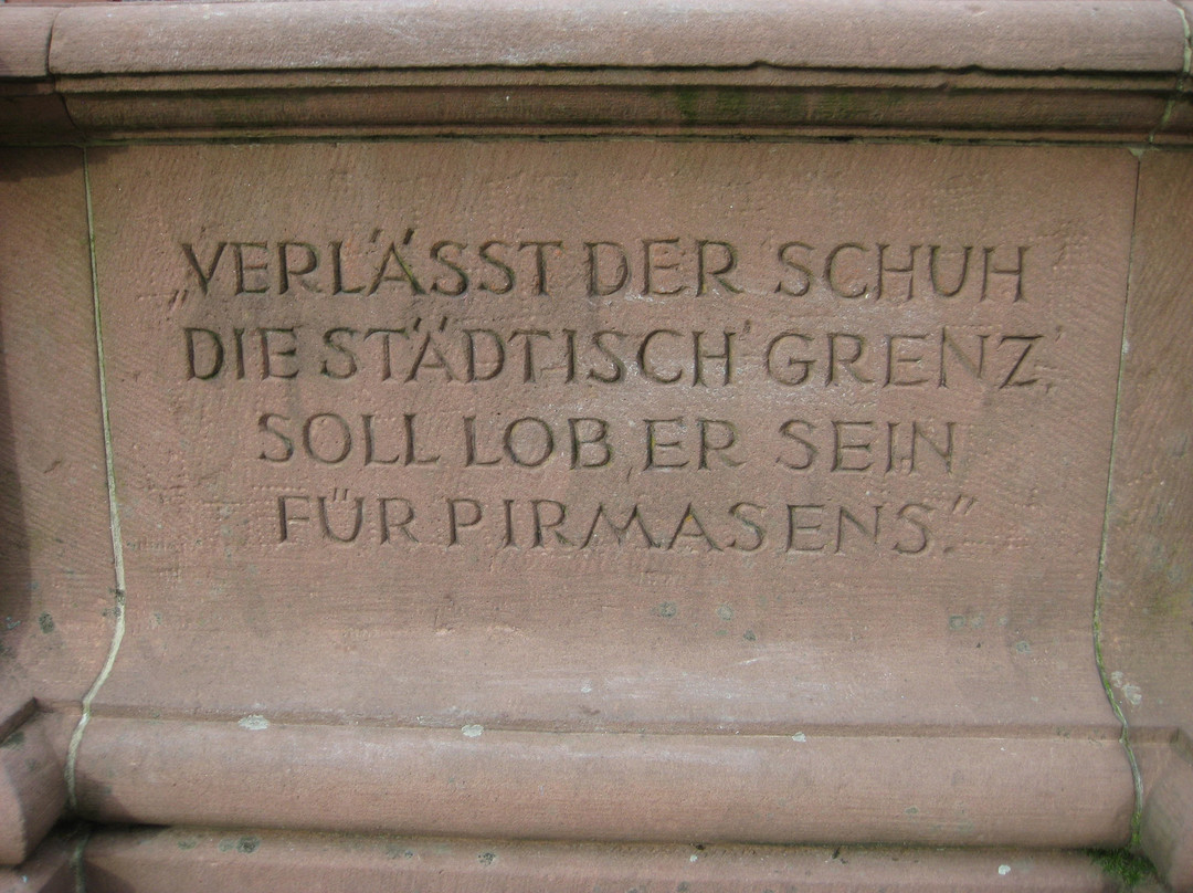 Schuster-Joss-Brunnen-Pirmasens必去景点