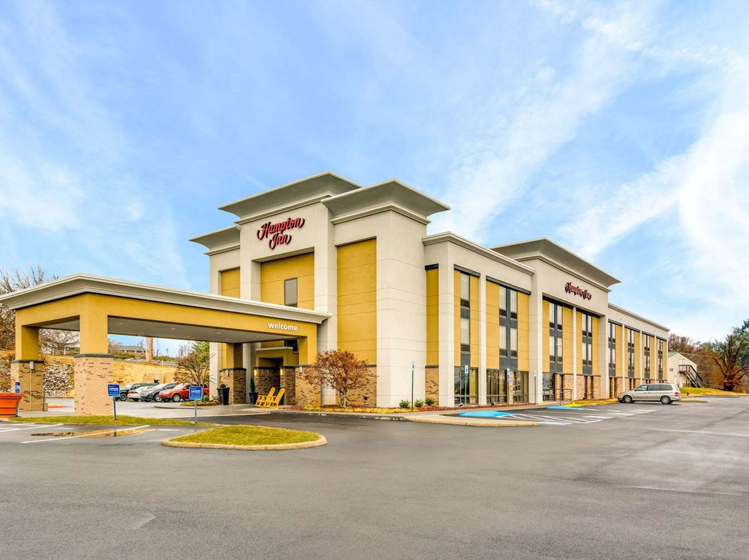 约翰逊城希尔顿恒庭酒店主图