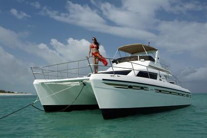 Kenard Cruises-普罗维登西亚莱斯必去景点