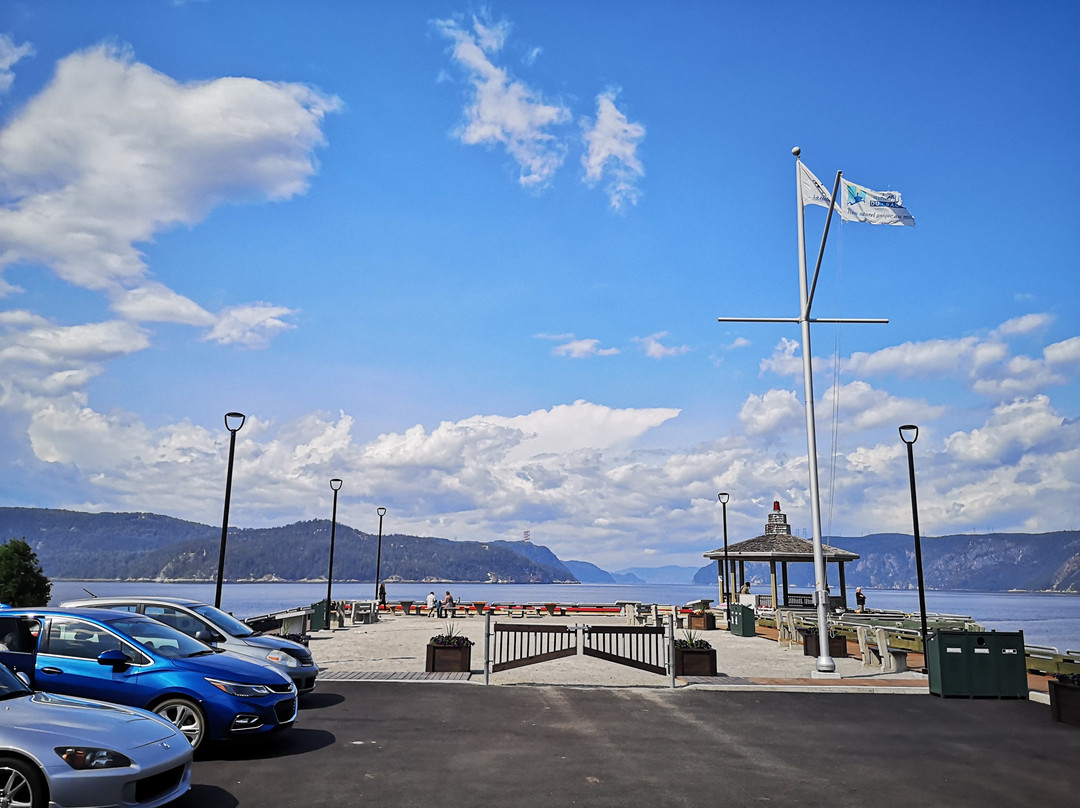 Quai Anse-de-roche-Sacré-Coeur-Saguenay必去景点