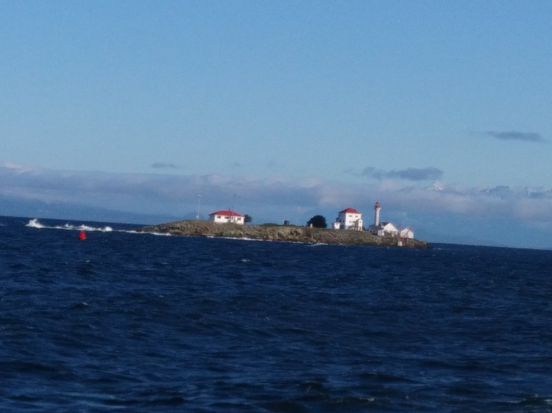 Entrance Island Lighthouse景点图片