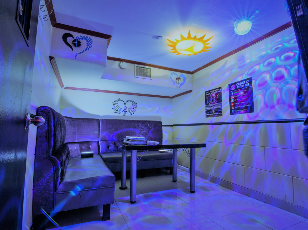 Whitestone旅游景点-Harmony Karaoke KTV