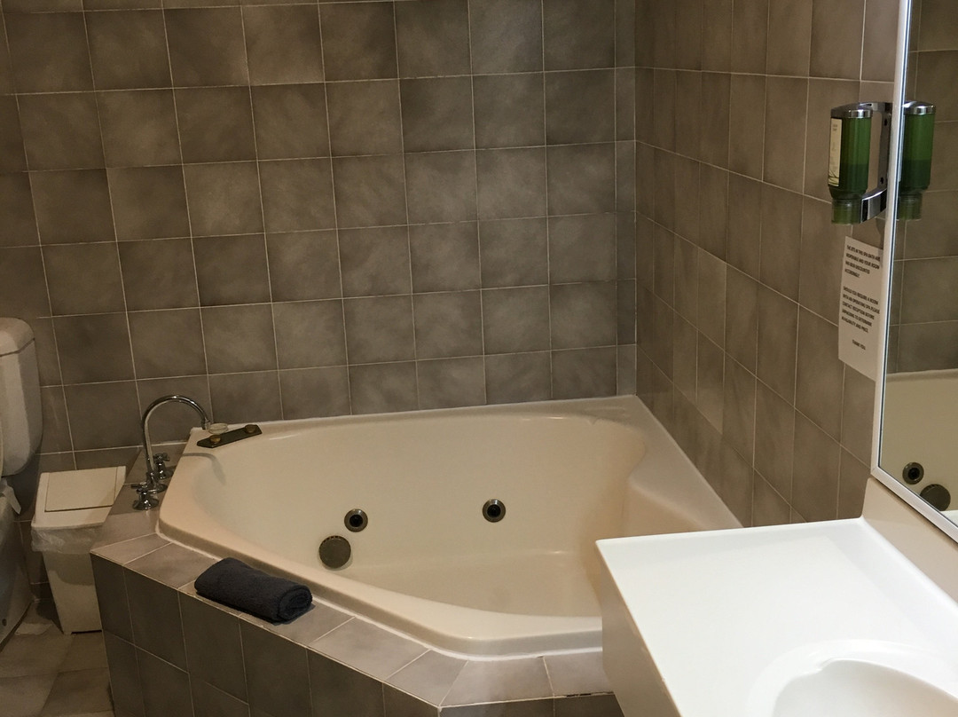 Tea Gardens Country Club & Motel主图