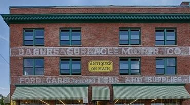 克里斯琴斯堡旅游景点-Antiques On Main