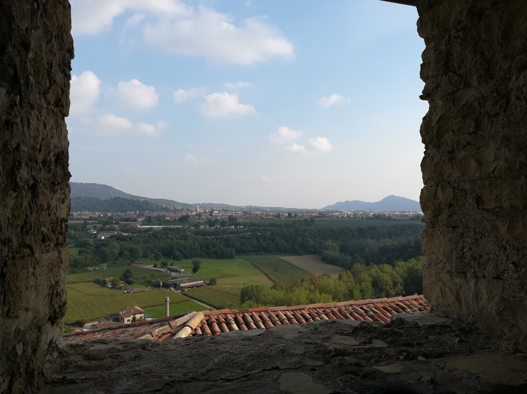 Castello dei Conti di Calepio景点图片