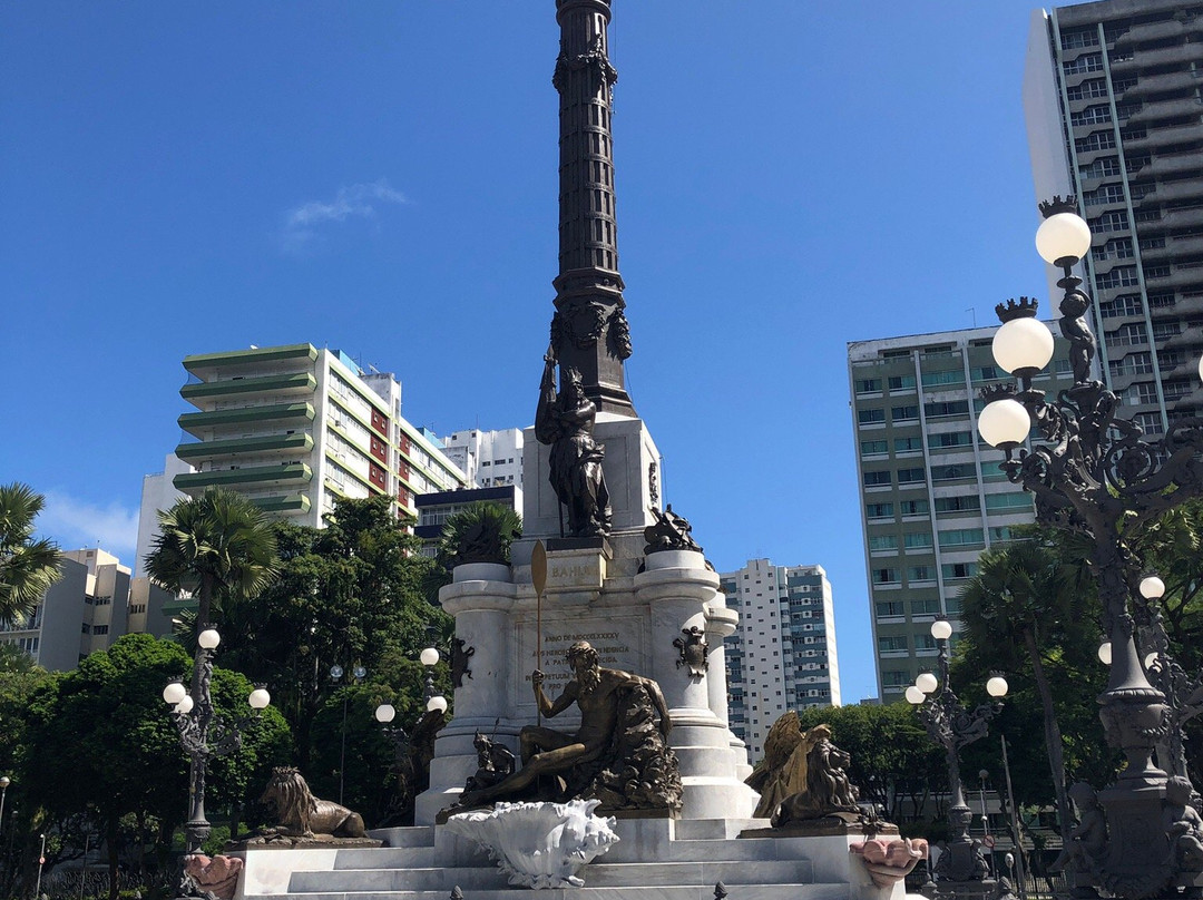 Largo do Campo Grande ( Praça 2 de Julho )-萨尔瓦多必去景点