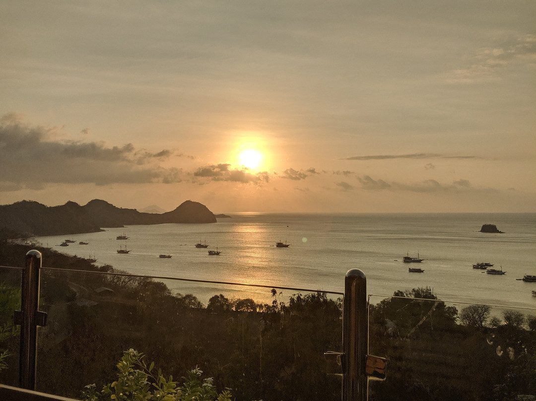 Sunset Hill Hotel主图