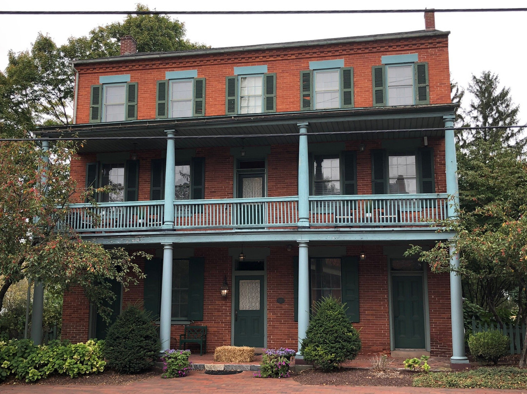 Bird-in-Hand Village Inn & Suites主图