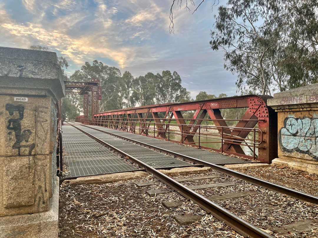 Tocumwal Railway Bridge景点图片