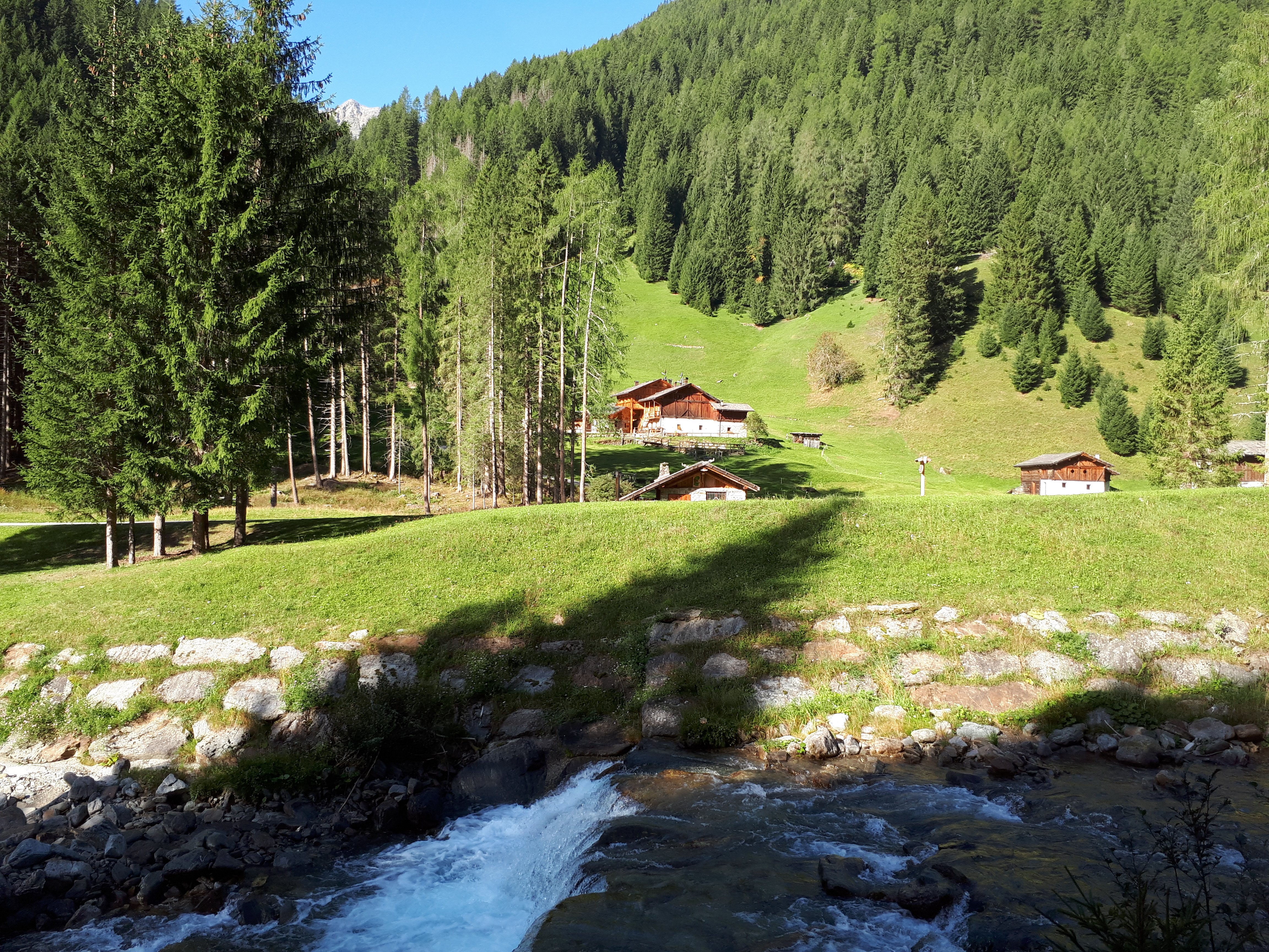 Bed and Breakfast Cascate di Saent-官方