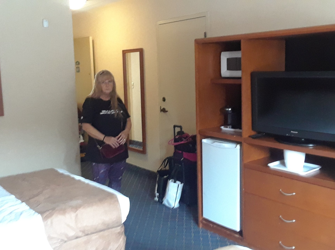 Ontario Travel Information Centre - Barrie-巴利必去景点