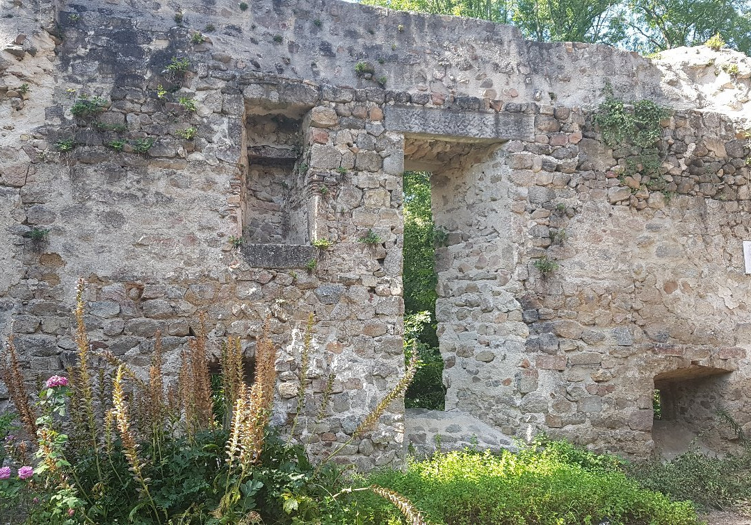 Chateau du Donzy-Salt-en-Donzy必去景点