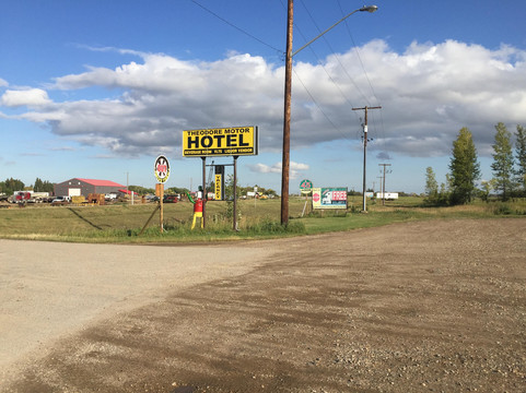 Theodore Motor Hotel