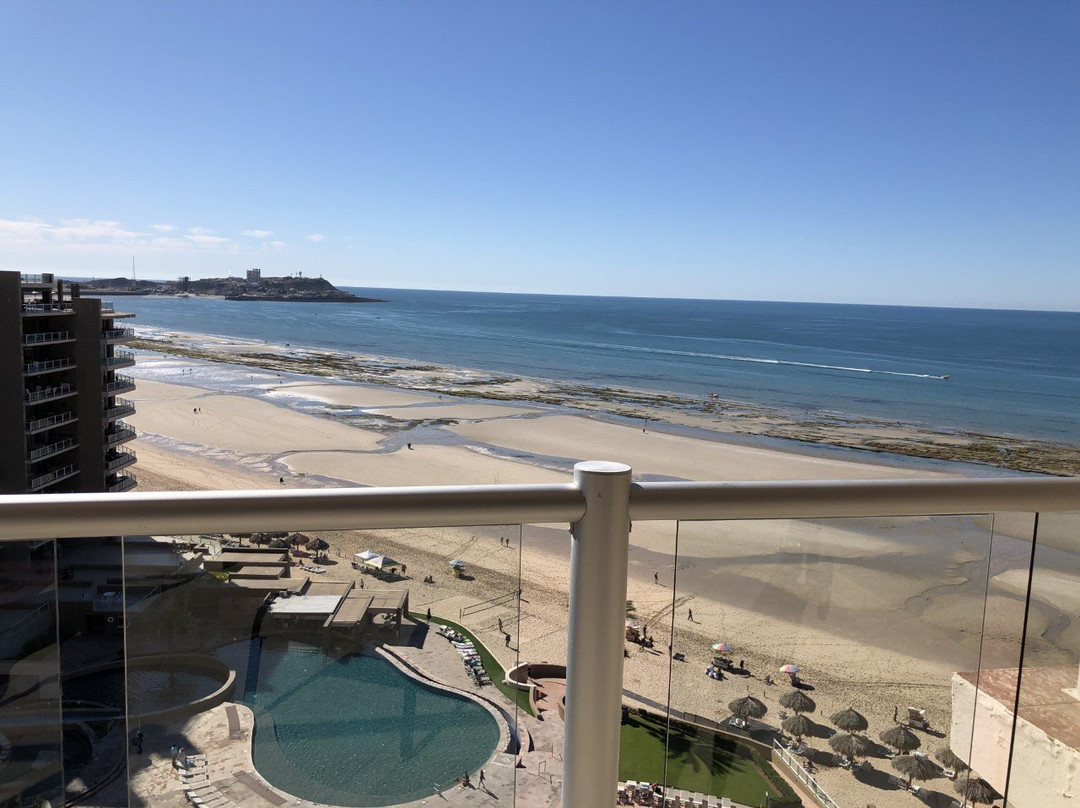 Las Palomas Beach & Golf Resort主图