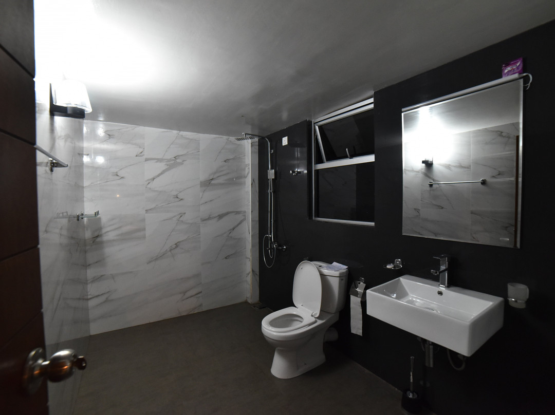 Top Terrace Cottage主图