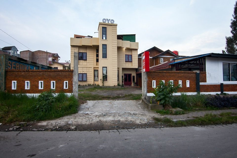 Merek酒店住宿-塞迪卡亭旅馆