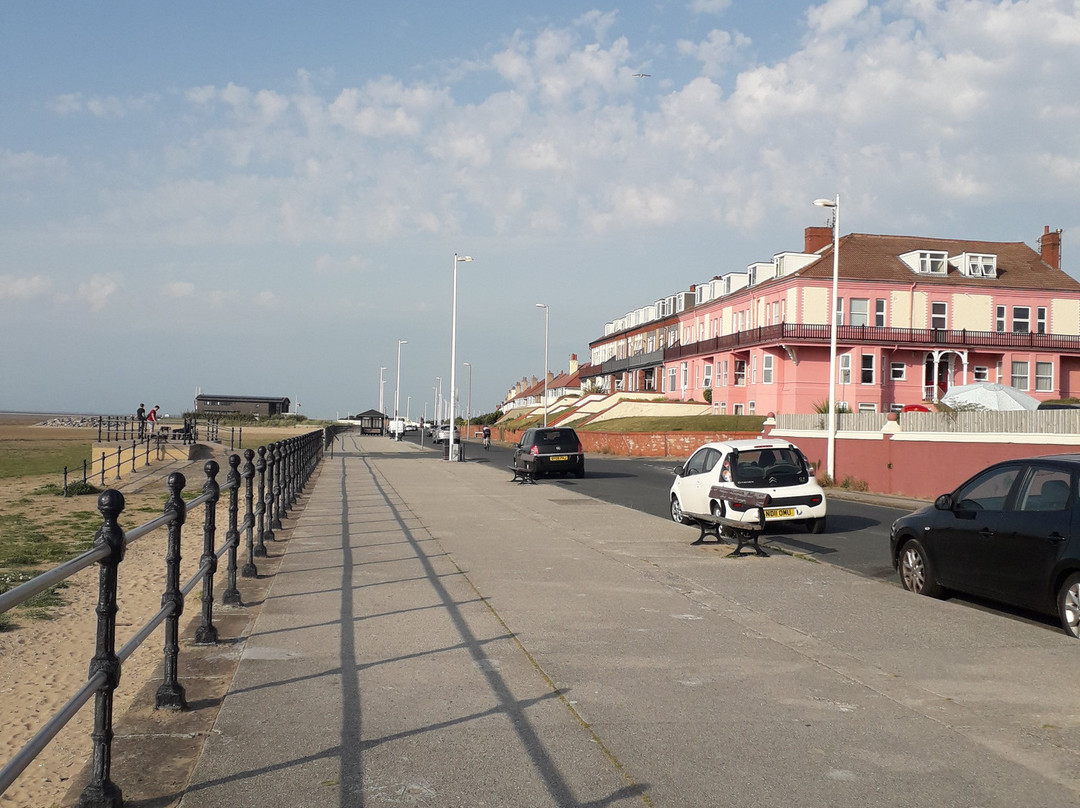 Wirral Coastal Walk-Whiston必去景点