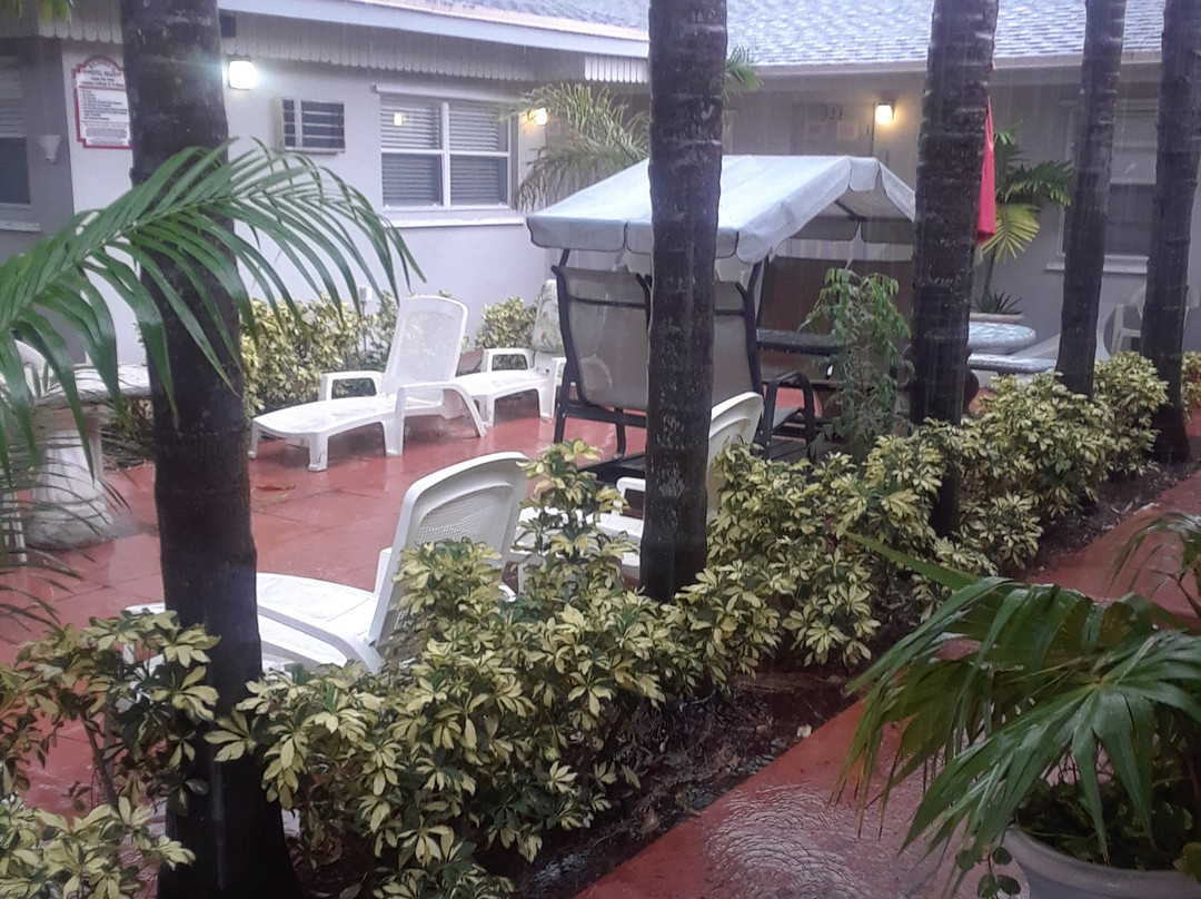 Richard's Motel Extended Stay主图