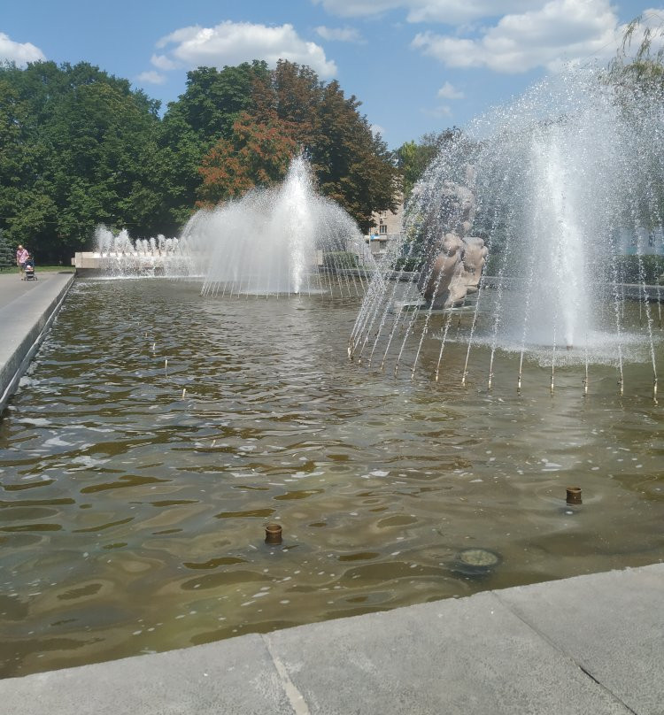 Fountain Muza景点图片