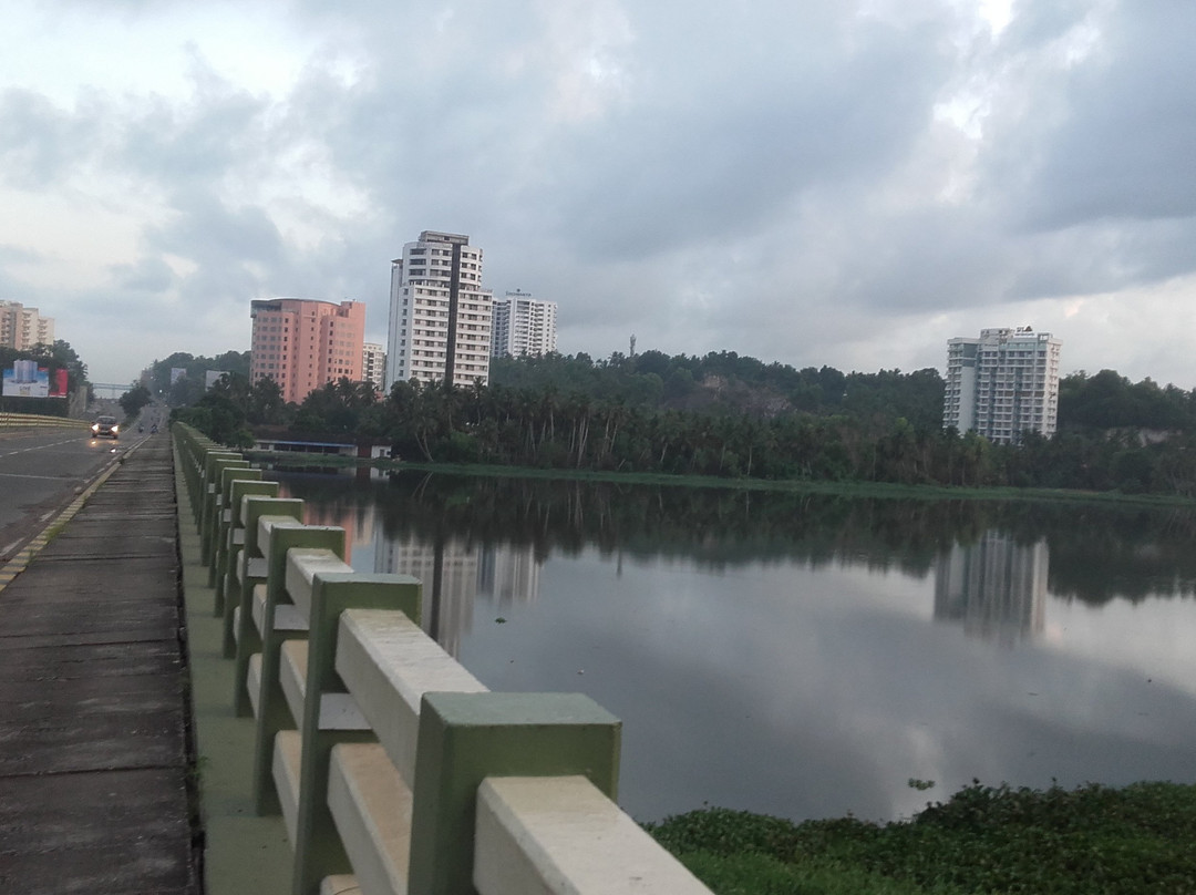 Akkulam Bridge-提卢湾安塔普兰（特里凡德伦）必去景点