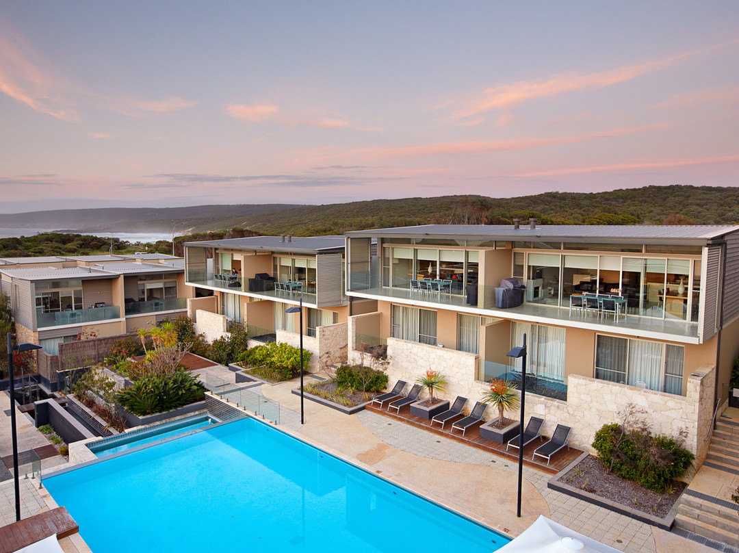 斯密斯海滩度假酒店主图