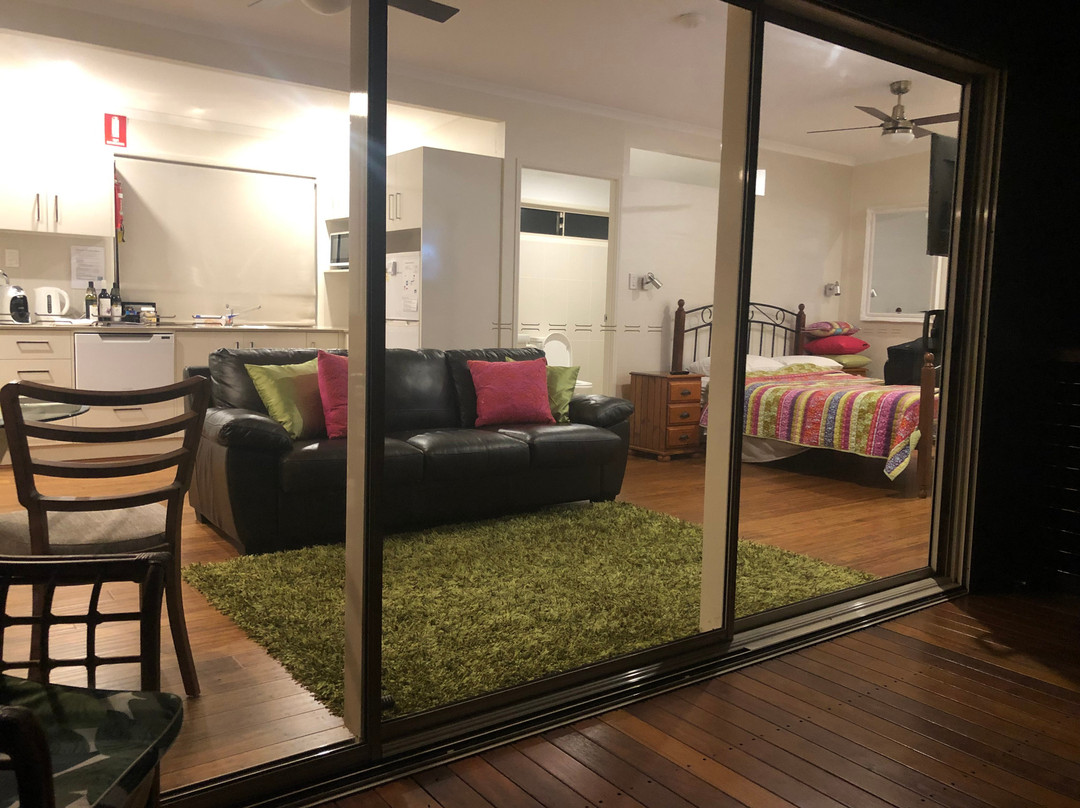 Mt. Cotton Retreat主图