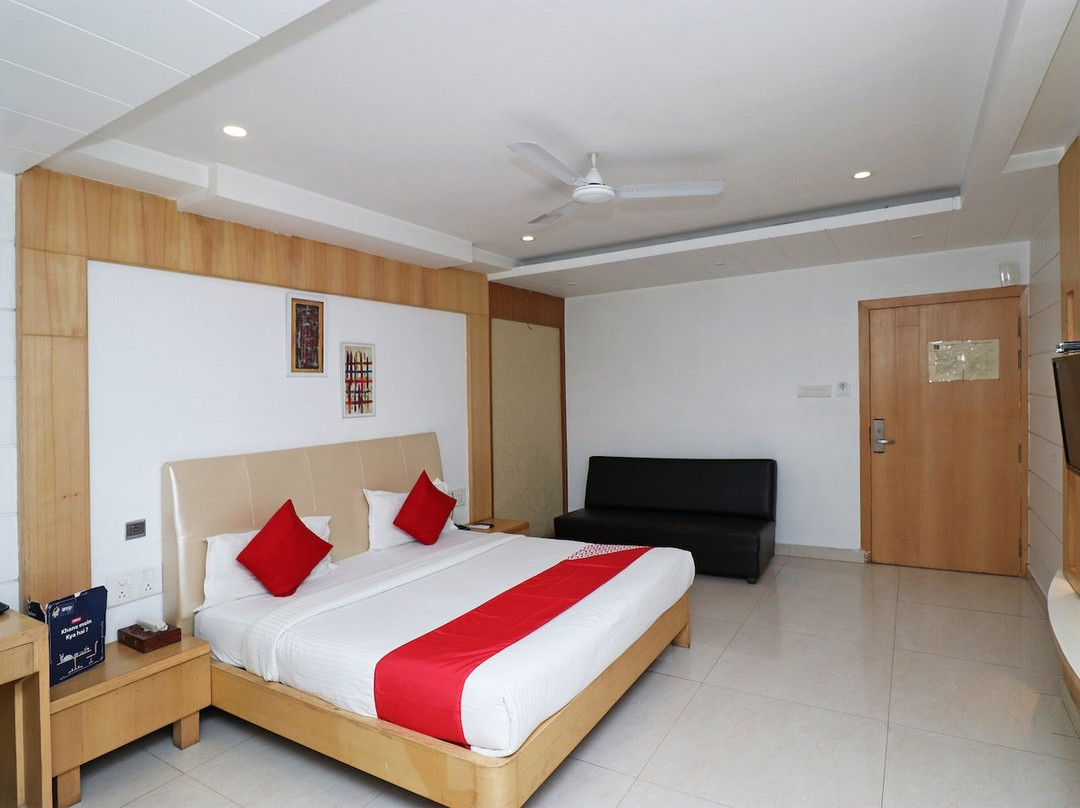 Hotel Yash Inn主图