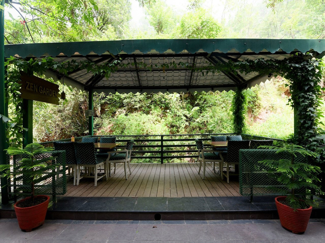 Savoy Greens, Jabli主图