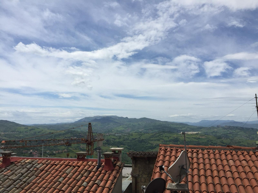 拉格罗塔酒店主图