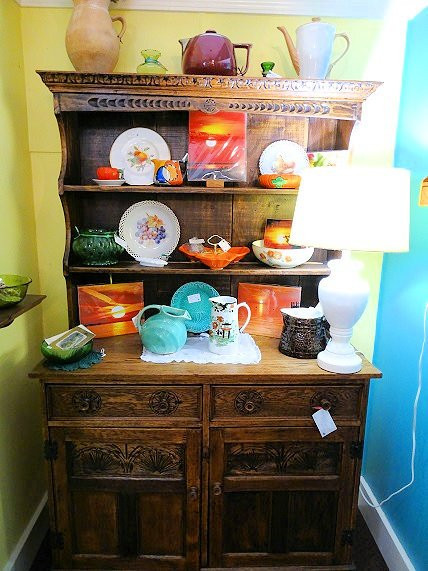 Flutterby Antiques-德斯廷必去景点