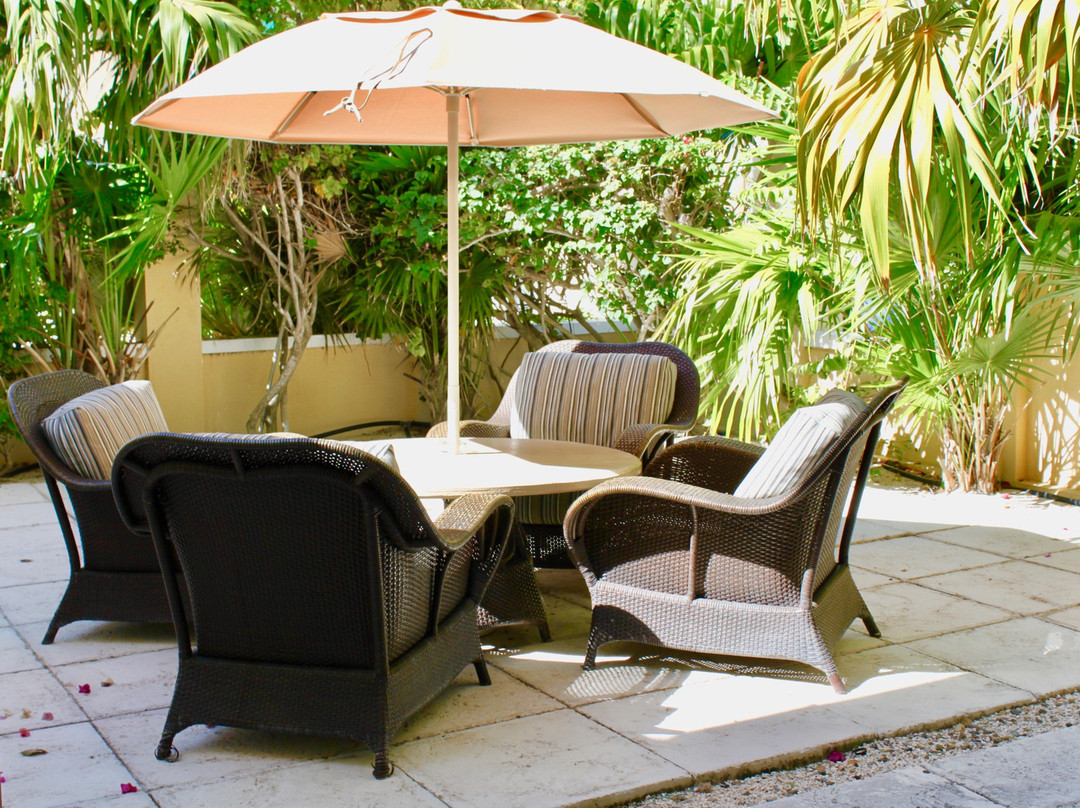 Bungalows at Windsong on the Reef主图