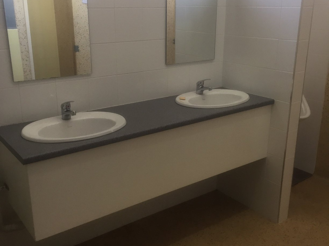 Crown Inn Hotel主图