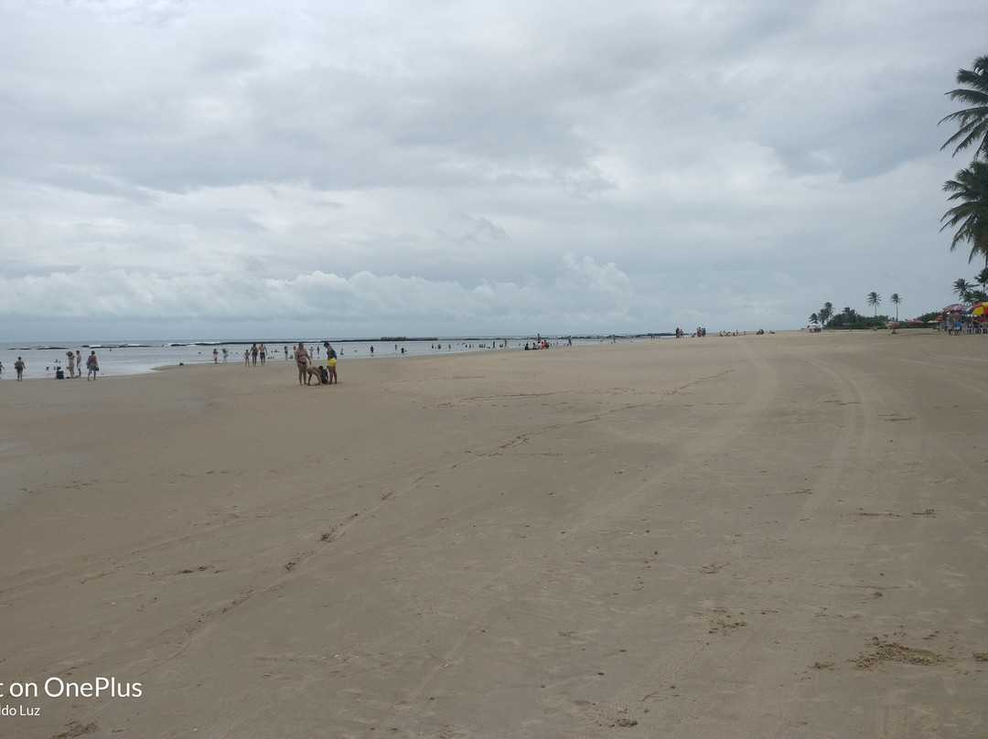 Pedra Rachada Beach景点图片