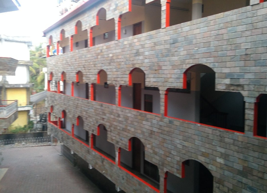 Hotel Rvees Regency主图