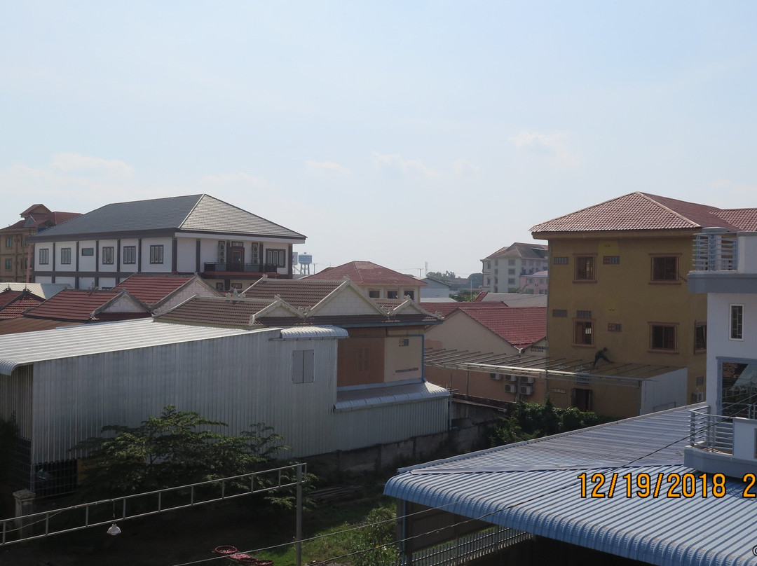 River Dolphin Hotel主图