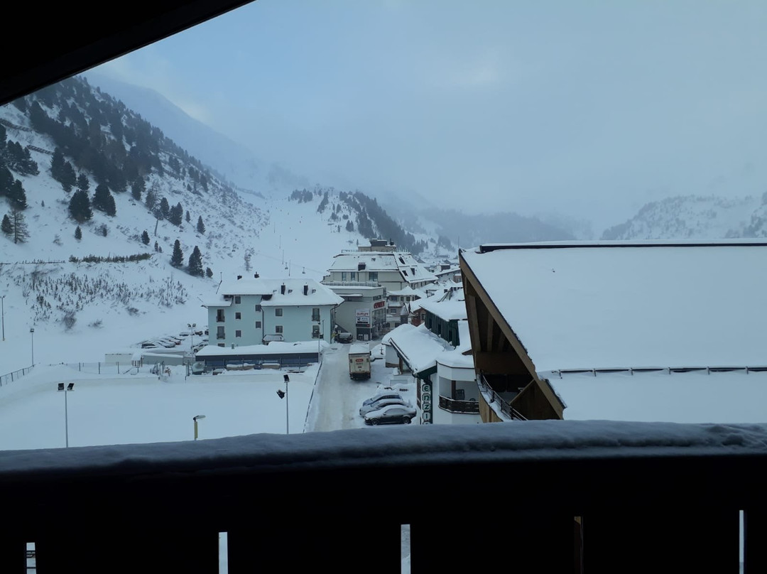 Hotel Alpina deluxe主图