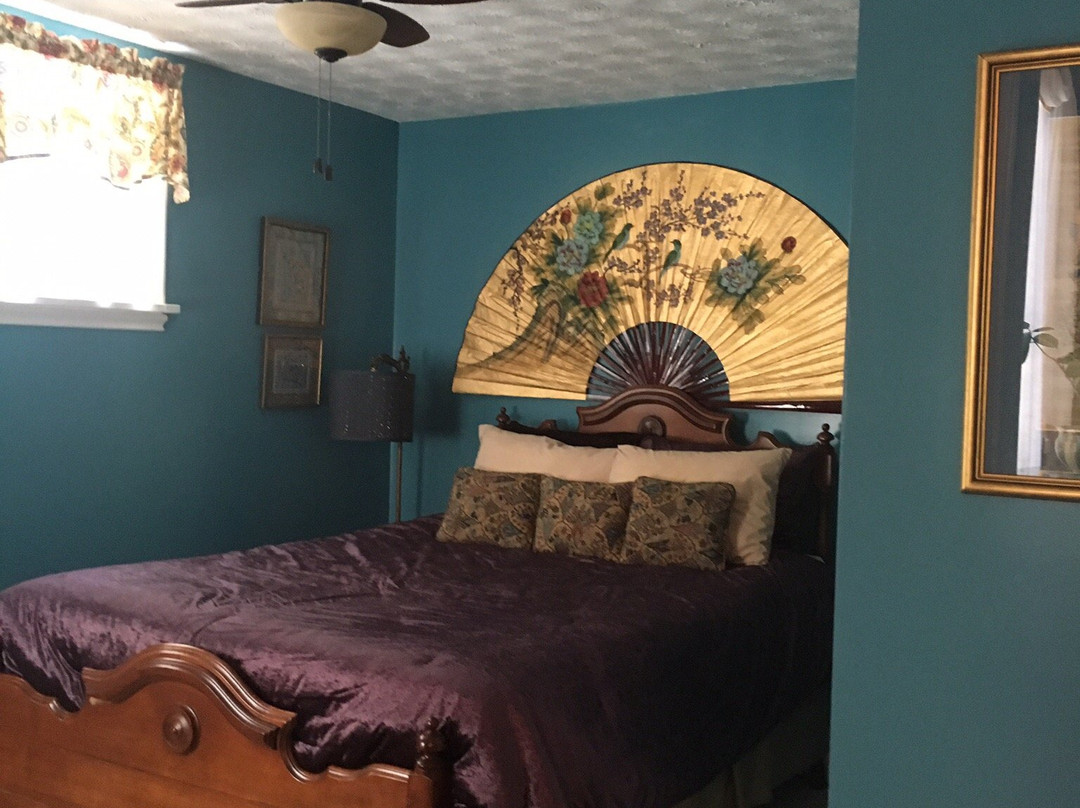 Black Squirrel Inn主图