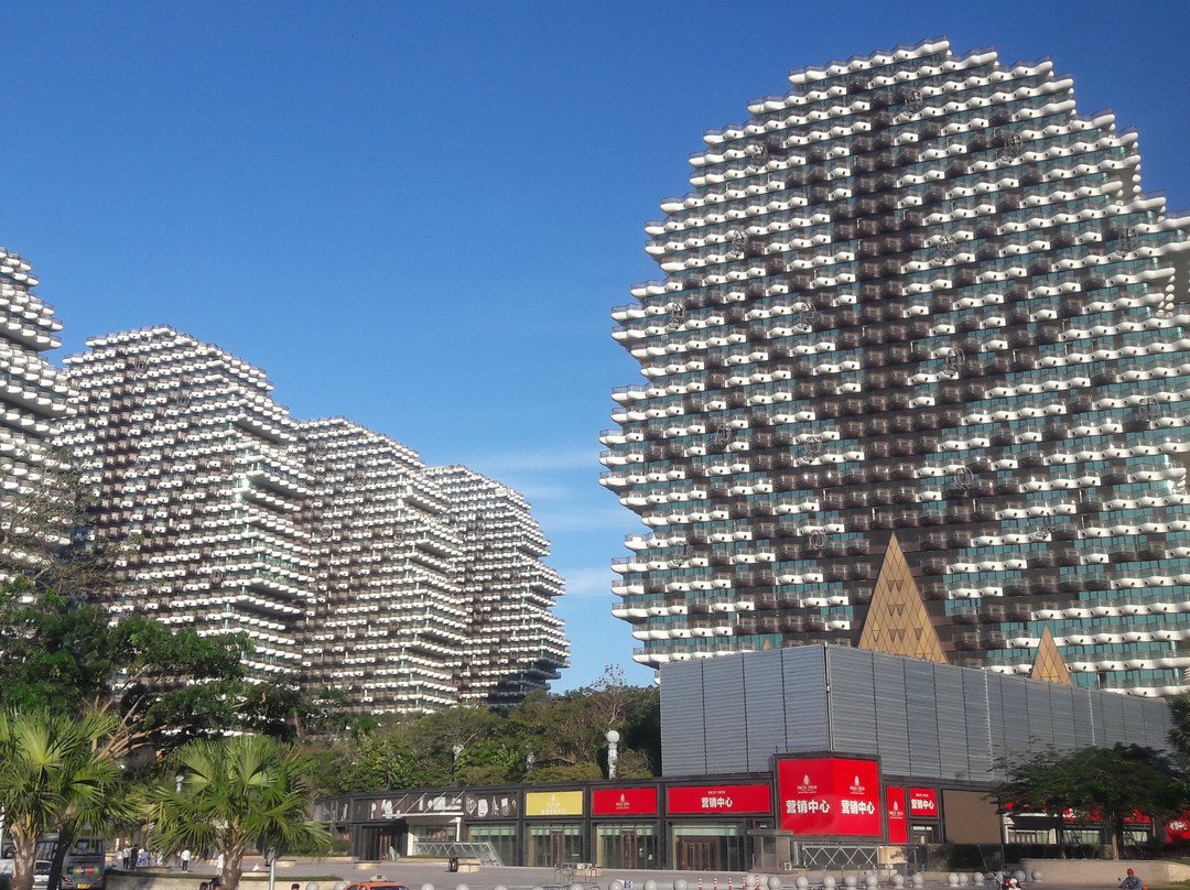 三亚美丽之冠文化会展中心景点图片
