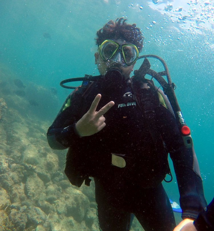 PL Divers-阿拉伊阿尔港必去景点