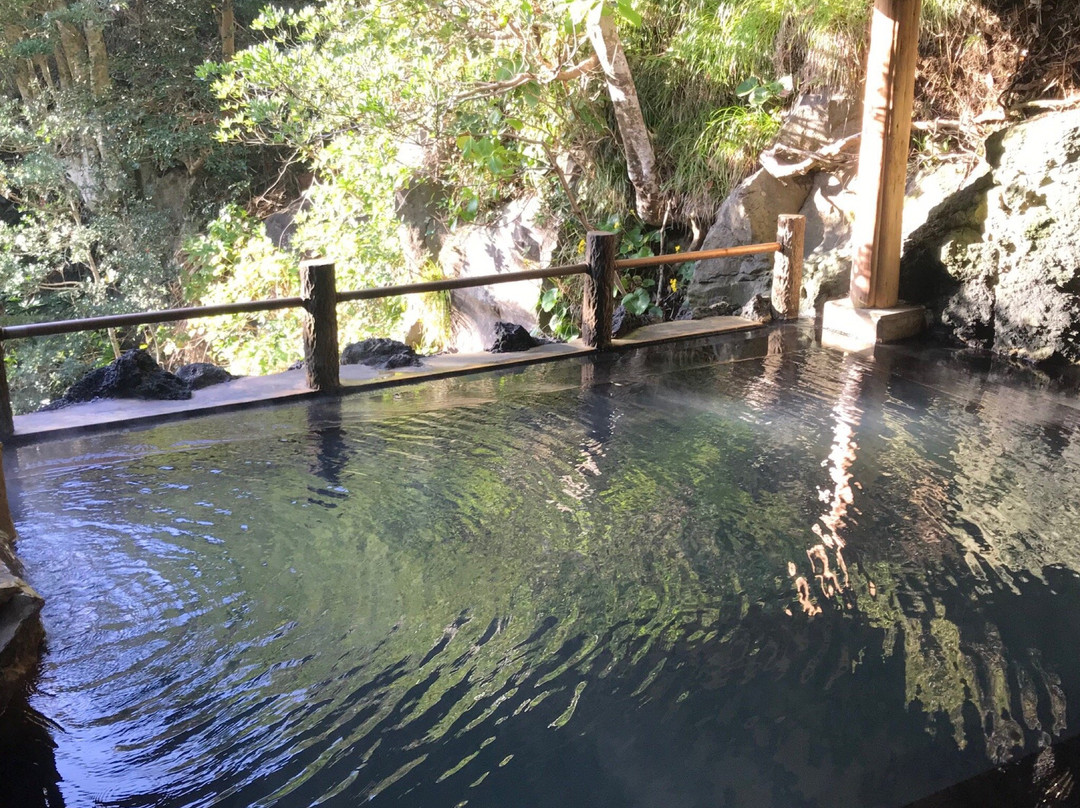 Uramigataki Hot Spring-八丈町必去景点
